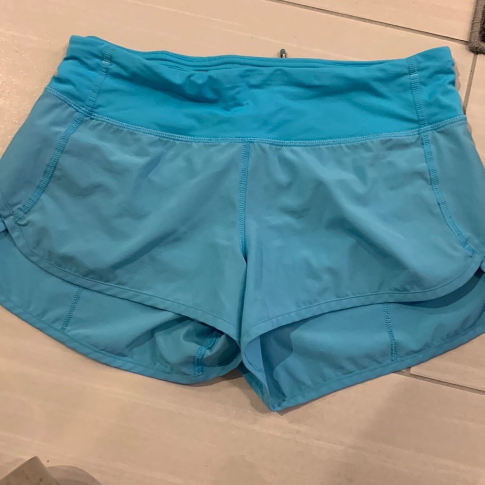 Lululemon Speed Shorts, size 4, turquoise